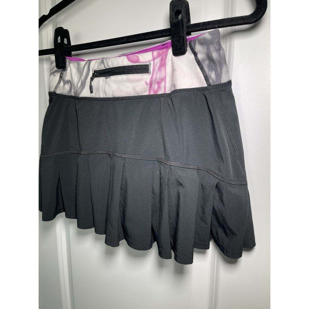 RARE Lululemon Speed Skirt Unicorn Tears Black Size 2 with Lining Shorts - Picture 5 of 8